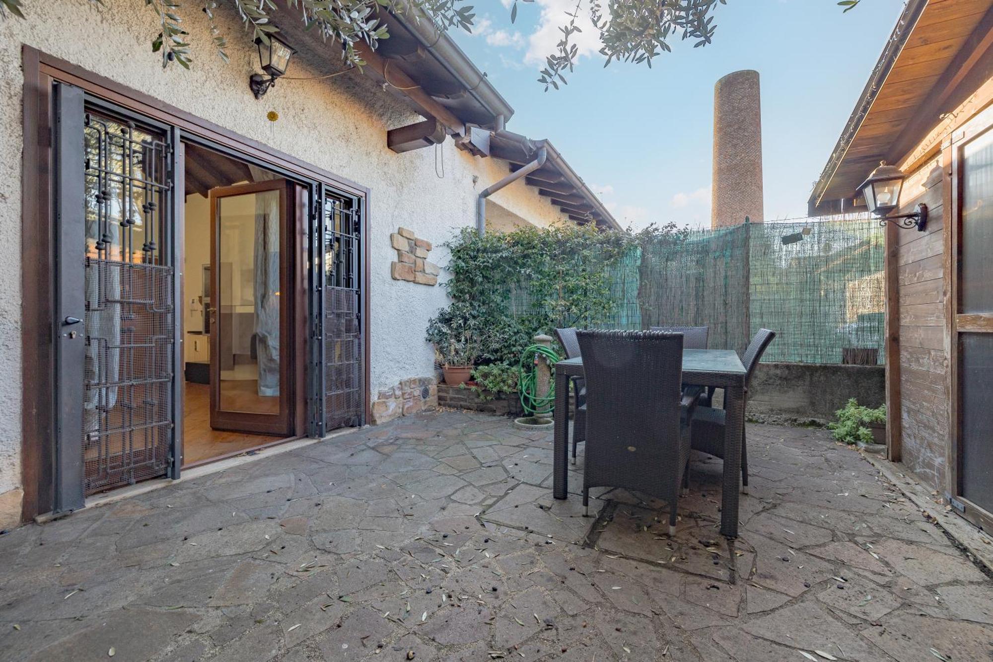 Malpensa Jacuzzi House Villa Ferno Exterior photo